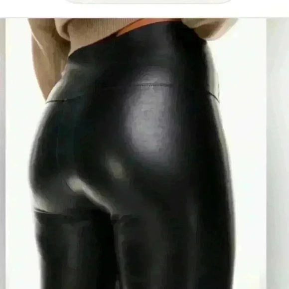 Aritzia Wilfred Free Faux Leather Leggings - Picture 7 of 9